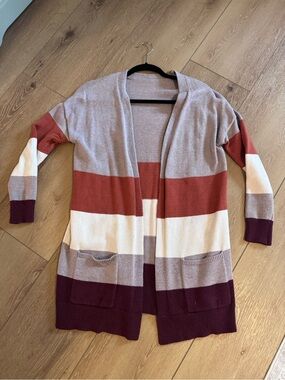 Color Block Open-Front Long Cardigan Sweater in Rust, Cream & maroon